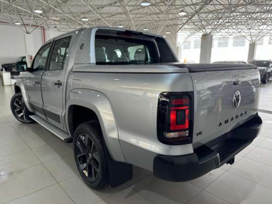VOLKSWAGEN-AMAROK-3.0 V6 TDI DIESEL EXTREME CD 4MOTION AUTOMÁTICO VOLKSWAGEN-AMAROK-2025