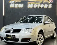 VOLKSWAGEN BORA 2.0 MI 8V GASOLINA 4P TIPTRONIC VOLKSWAGEN BORA 2.0 MI 8V GASOLINA 4P TIPTRONIC