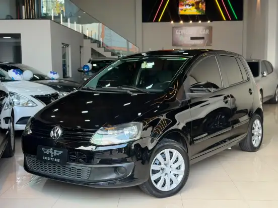 VOLKSWAGEN-FOX-2010