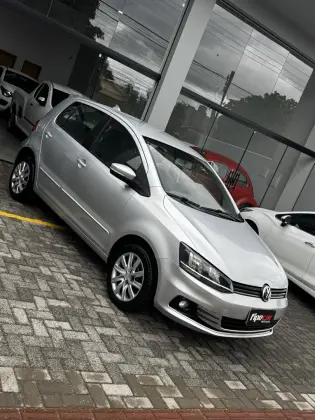 VOLKSWAGEN FOX 1.0 MI COMFORTLINE 8V FLEX 4P MANUAL