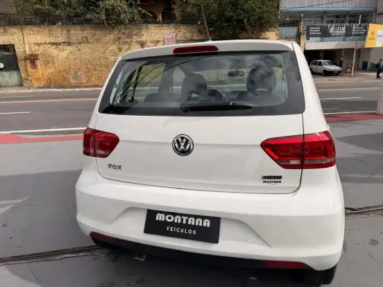 VOLKSWAGEN-FOX-1.0 MI TRENDLINE 8V FLEX 4P MANUAL VOLKSWAGEN-FOX-2014