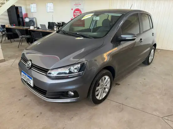 VOLKSWAGEN-FOX-2021