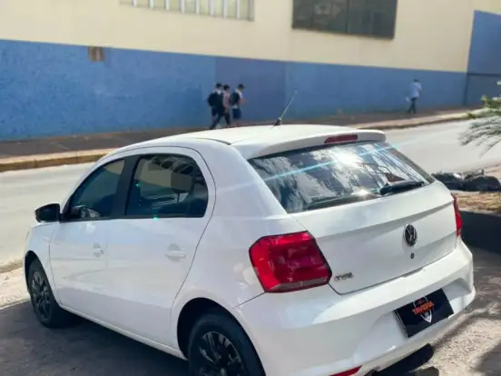 VOLKSWAGEN-GOL-1.0 12V MPI TOTALFLEX TRENDLINE 4P MANUAL VOLKSWAGEN-GOL-2017