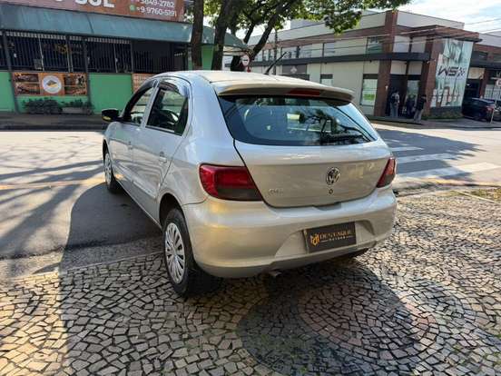 VOLKSWAGEN-GOL-2008