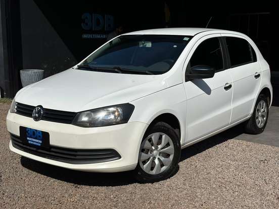 VOLKSWAGEN-GOL-2015