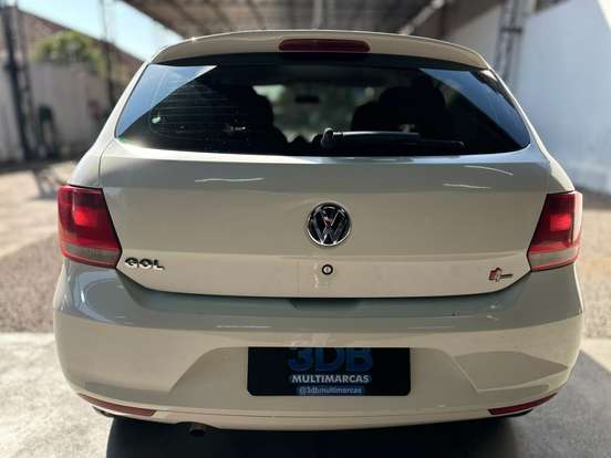 VOLKSWAGEN-GOL-2015