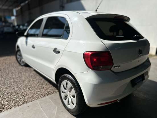 VOLKSWAGEN-GOL-1.0 MI TRENDLINE 8V FLEX 4P MANUAL VOLKSWAGEN-GOL-2015