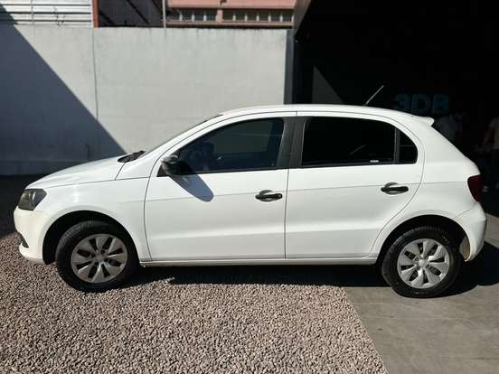 VOLKSWAGEN-GOL-1.0 MI TRENDLINE 8V FLEX 4P MANUAL VOLKSWAGEN-GOL-2015