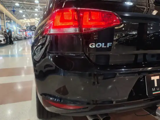VOLKSWAGEN-GOLF-2013