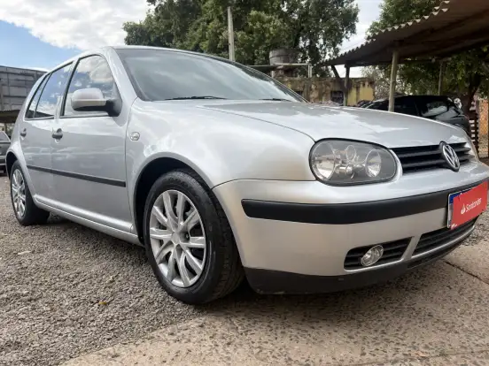 VOLKSWAGEN-GOLF-2001