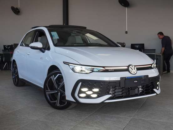 VOLKSWAGEN-GOLF-2.0 370 TSI GASOLINA GTI DSG VOLKSWAGEN-GOLF-2026