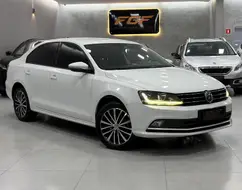 VOLKSWAGEN JETTA 1.4 16V TSI COMFORTLINE GASOLINA 4P TIPTRONIC VOLKSWAGEN JETTA 1.4 16V TSI COMFORTLINE GASOLINA 4P TIPTRONIC