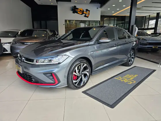 VOLKSWAGEN JETTA 2.0 350 TSI GASOLINA GLI DSG