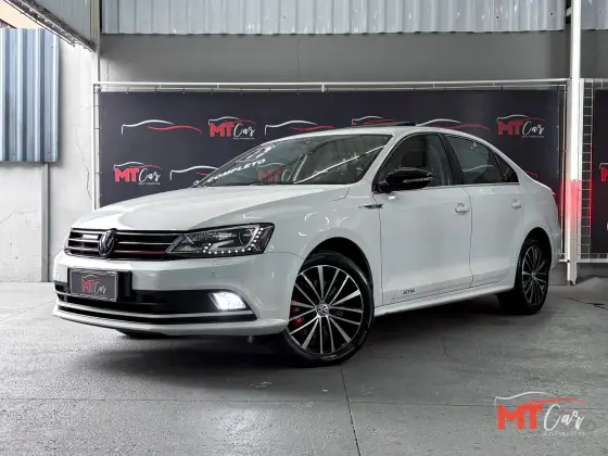 VOLKSWAGEN JETTA 2.0 TSI HIGHLINE 211CV GASOLINA 4P TIPTRONIC