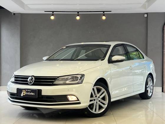 VOLKSWAGEN JETTA 2.0 TSI HIGHLINE 211CV GASOLINA 4P TIPTRONIC