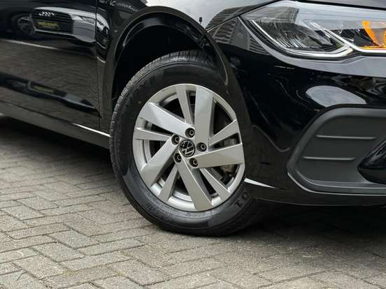 VOLKSWAGEN-POLO-2024