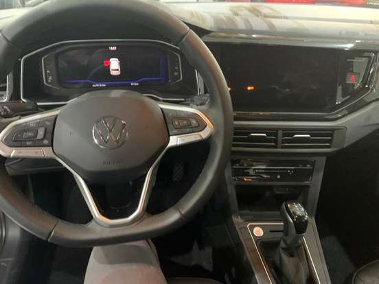 VOLKSWAGEN-POLO-2025