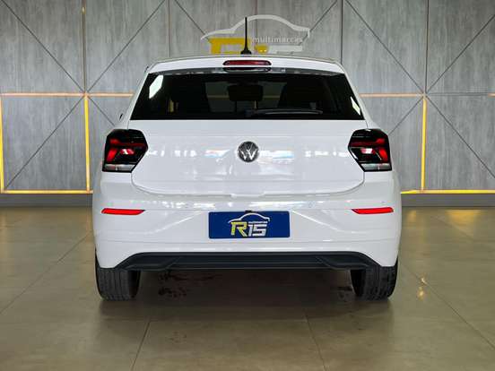 VOLKSWAGEN-POLO-1.0 170 TSI HIGHLINE AUTOMÁTICO VOLKSWAGEN-POLO-2024