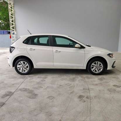 VOLKSWAGEN-POLO-2023