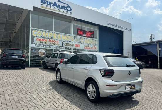 VOLKSWAGEN-POLO-2023