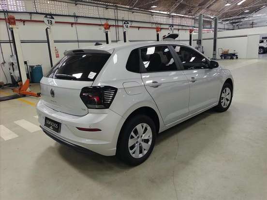 VOLKSWAGEN-POLO-2025