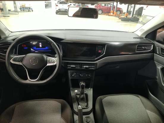 VOLKSWAGEN-POLO-2025