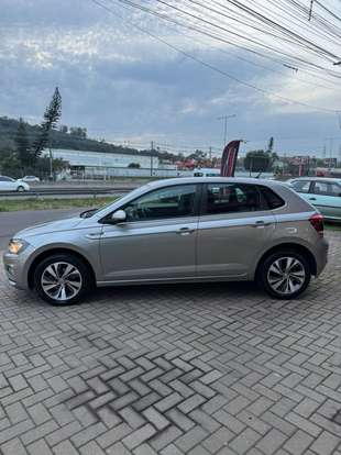 VOLKSWAGEN-POLO-2018