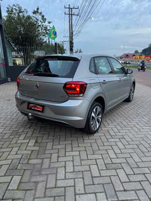 VOLKSWAGEN-POLO-2018