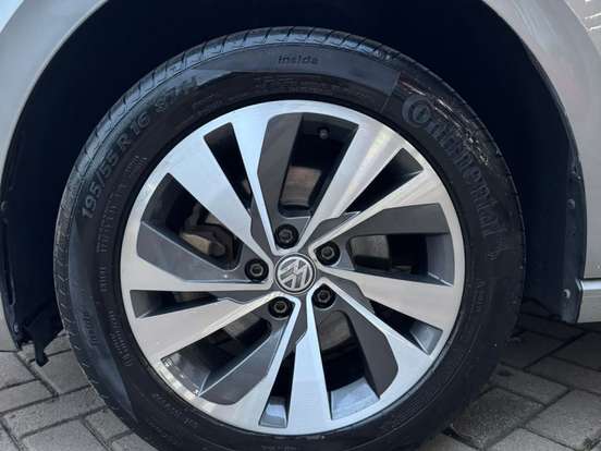 VOLKSWAGEN-POLO-1.0 200 TSI HIGHLINE AUTOMÁTICO VOLKSWAGEN-POLO-2018