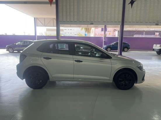 VOLKSWAGEN-POLO-2025