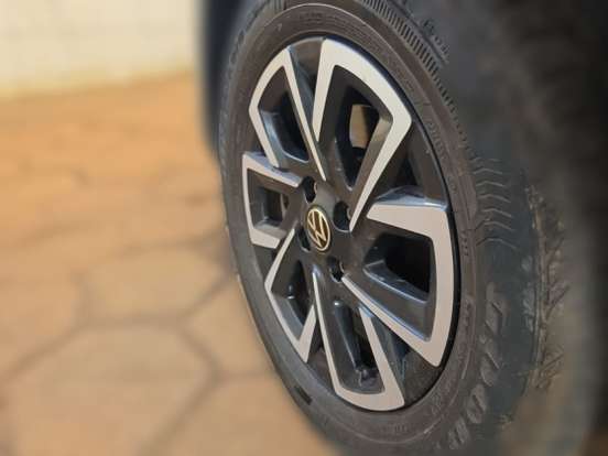 VOLKSWAGEN-SAVEIRO-2024