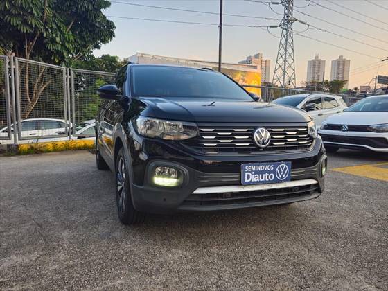 VOLKSWAGEN T-CROSS 1.0 200 TSI TOTAL FLEX COMFORTLINE AUTOMÁTICO