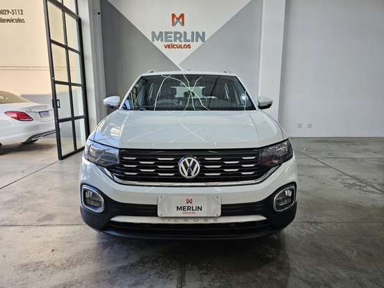 VOLKSWAGEN-T-CROSS-2019