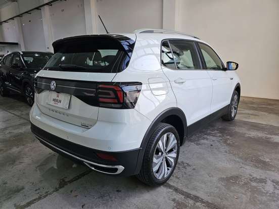 VOLKSWAGEN-T-CROSS-2019