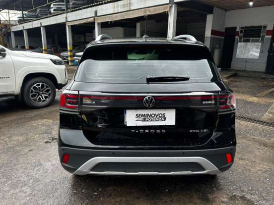 VOLKSWAGEN-T-CROSS-2024