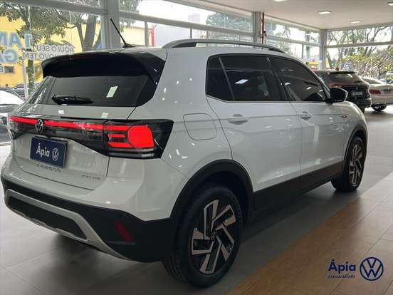 VOLKSWAGEN-T-CROSS-2024