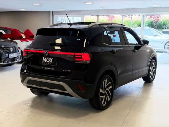 VOLKSWAGEN-T-CROSS-1.4 250 TSI TOTAL FLEX HIGHLINE AUTOMÁTICO VOLKSWAGEN-T-CROSS-2025