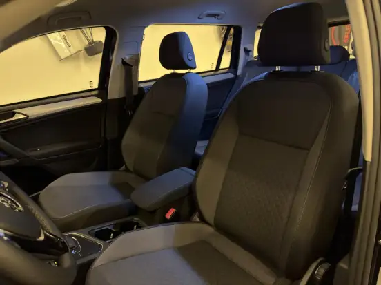 VOLKSWAGEN-TIGUAN-2019