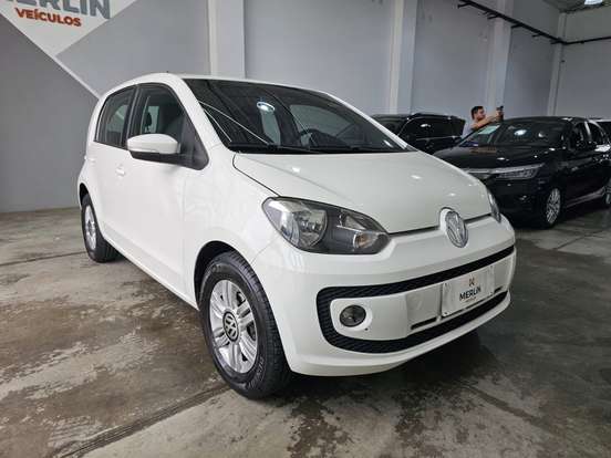 VOLKSWAGEN-UP-2015