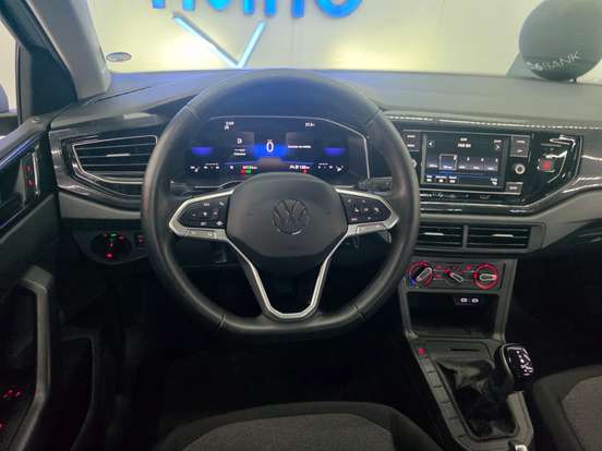 VOLKSWAGEN-VIRTUS-2024