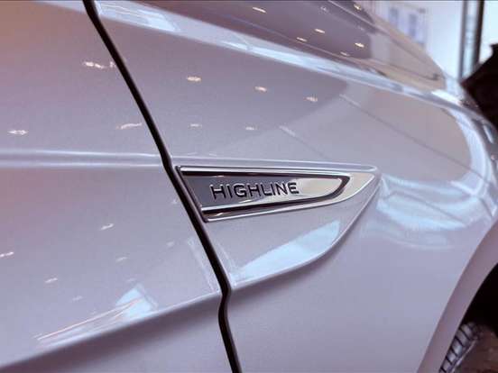 VOLKSWAGEN-VIRTUS-1.0 200 TSI HIGHLINE AUTOMÁTICO VOLKSWAGEN-VIRTUS-2026
