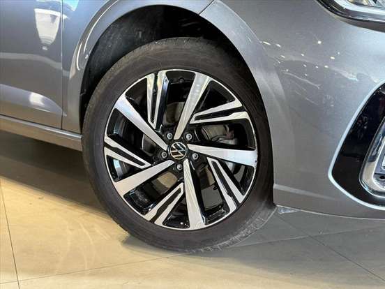 VOLKSWAGEN-VIRTUS-1.0 200 TSI HIGHLINE AUTOMÁTICO VOLKSWAGEN-VIRTUS-2024