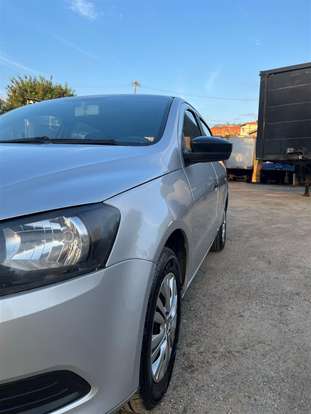 VOLKSWAGEN-GOL-2015