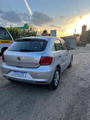 VOLKSWAGEN-GOL-2015