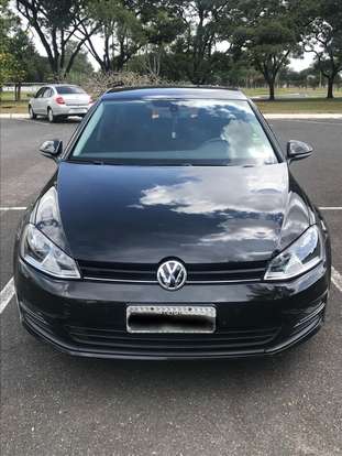 VOLKSWAGEN-GOLF-2014