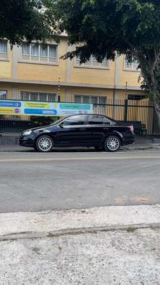 VOLKSWAGEN-JETTA-2008