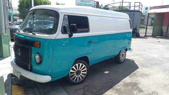 VOLKSWAGEN KOMBI 1.4 MI FURGÃO 8V FLEX 3P MANUAL