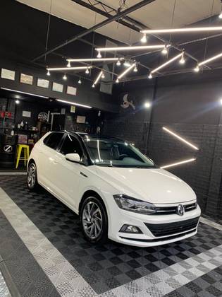 VOLKSWAGEN POLO 1.0 200 TSI HIGHLINE AUTOMÁTICO