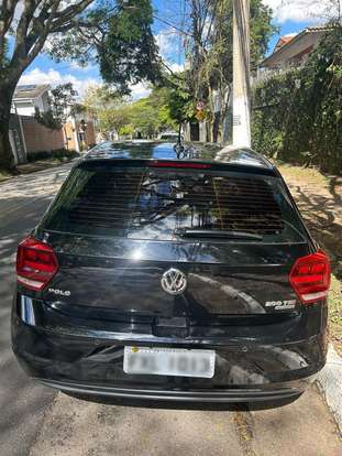 VOLKSWAGEN-POLO-2019