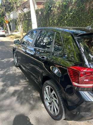 VOLKSWAGEN-POLO-2019